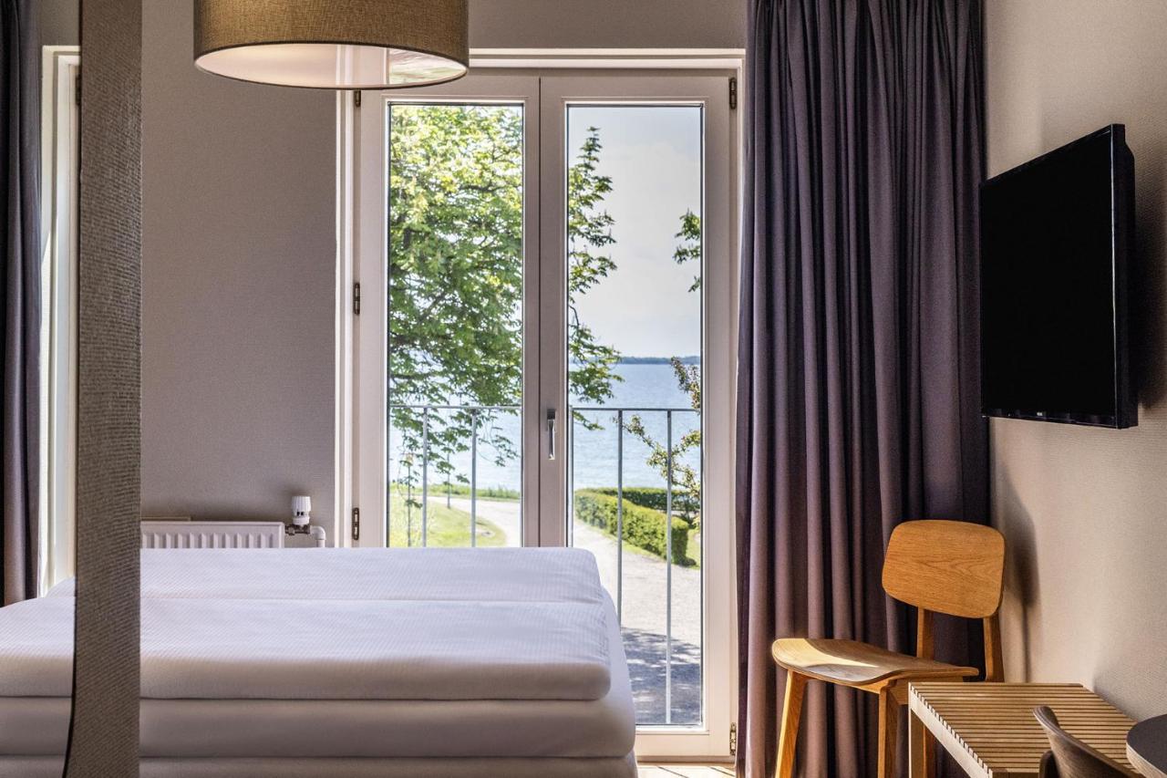 Strandhotel Rosnaes Калуннборг Экстерьер фото